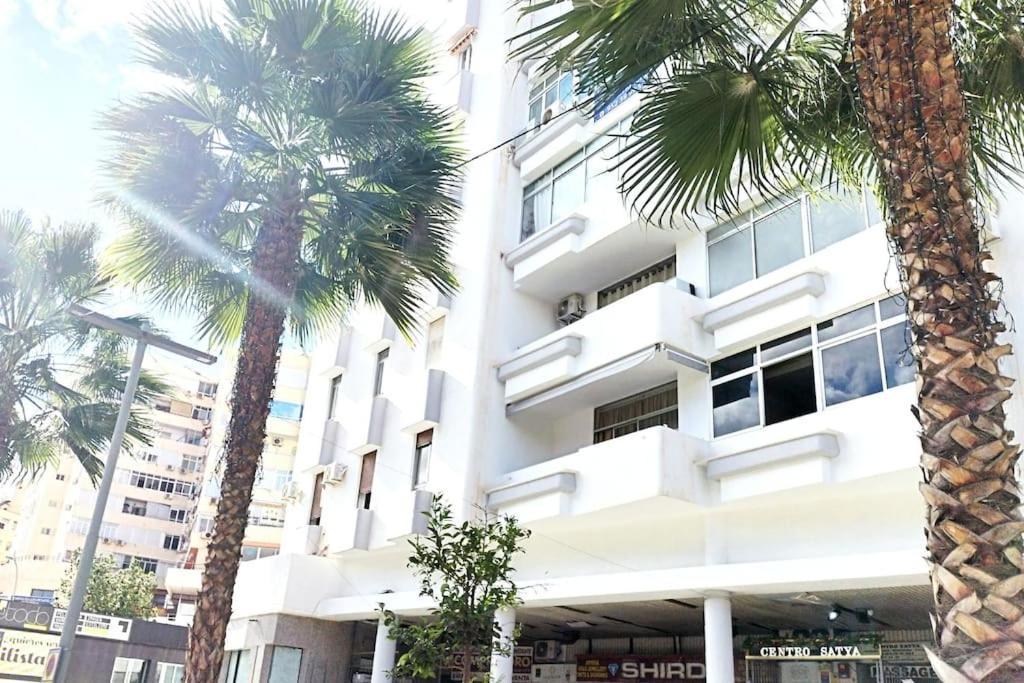 Bonito Apartamento De Dos Dormitorios En El Centro Y Calle San Miguel ตอร์เรโมลิโนส ภายนอก รูปภาพ