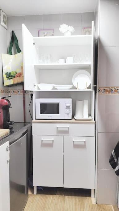 Bonito Apartamento De Dos Dormitorios En El Centro Y Calle San Miguel ตอร์เรโมลิโนส ภายนอก รูปภาพ
