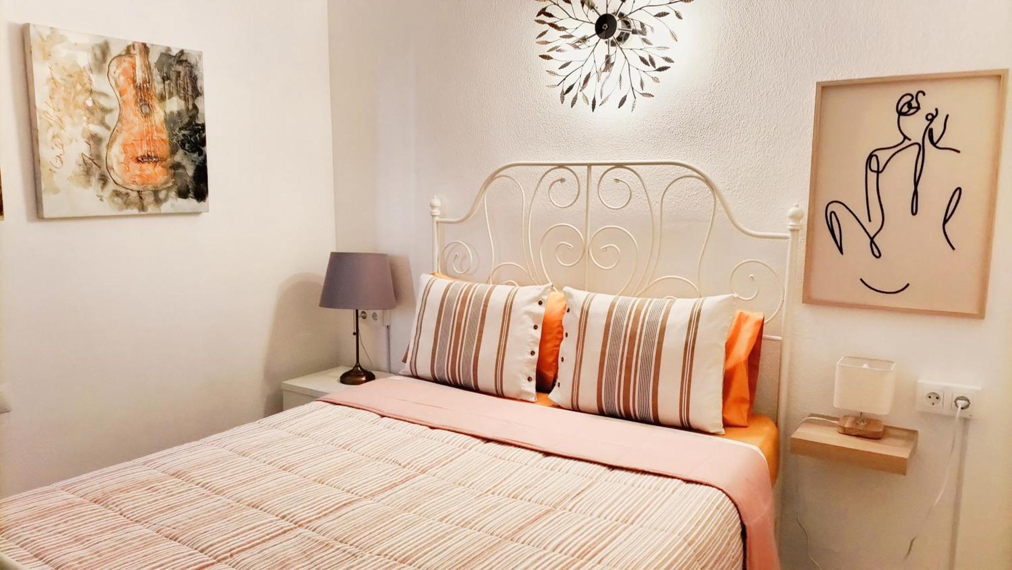 Bonito Apartamento De Dos Dormitorios En El Centro Y Calle San Miguel ตอร์เรโมลิโนส ภายนอก รูปภาพ